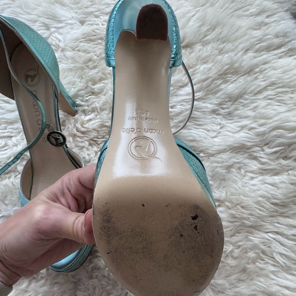 Moon D’elle The Nebbiolina Metallic Blue Leather Ankle Strap Heels - Picture 10 of 13